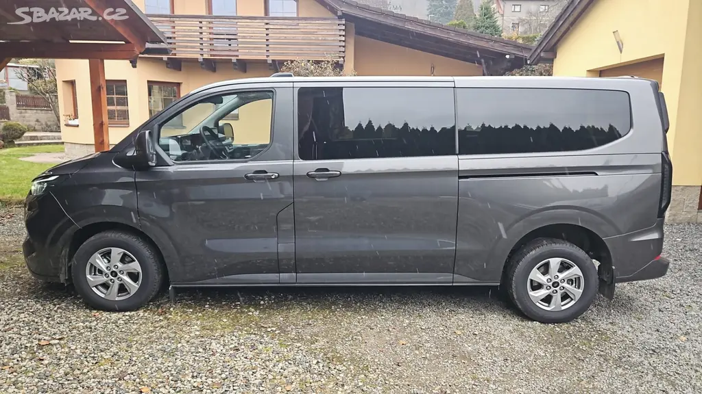 FORD CUSTOM 2,0 tdci 125 kw AWD-AUTOMAT-8míst-4x4